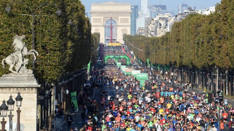 Paris Marathon 2025 course in gpx